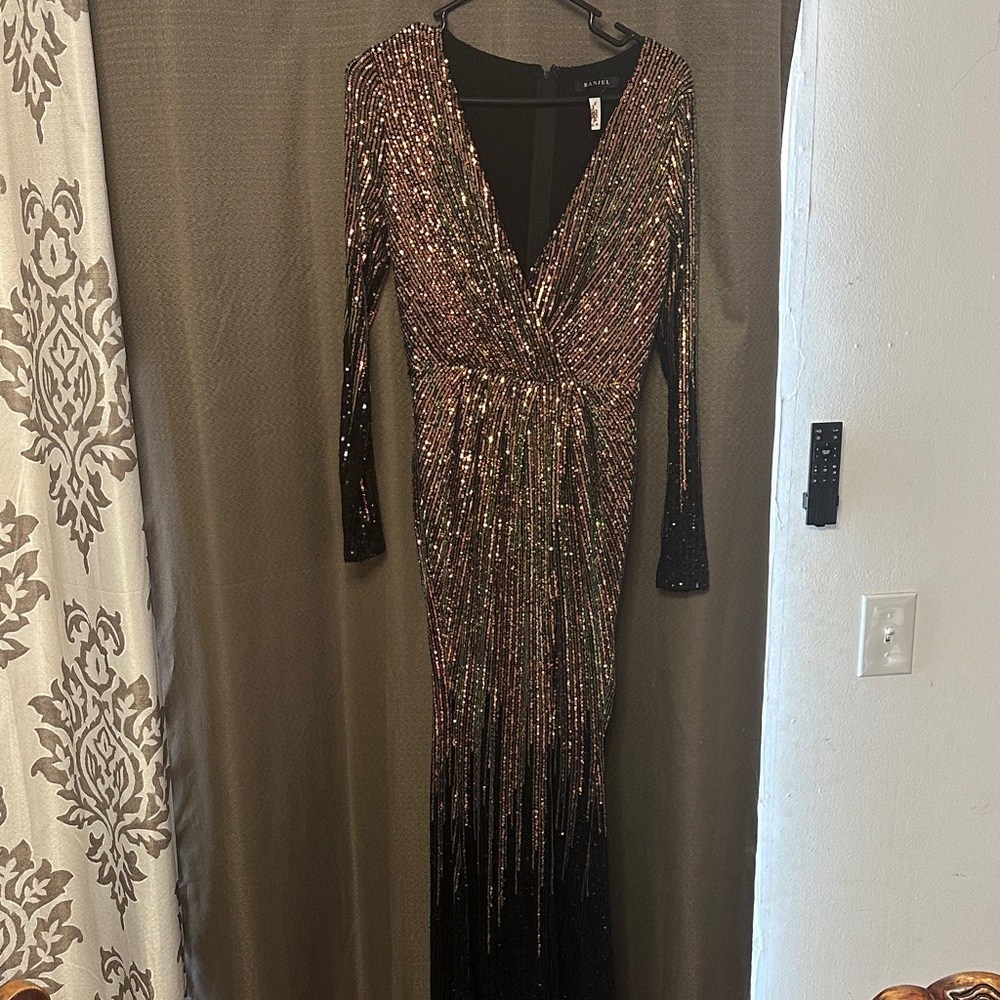 Banjul Black and Gold Sequin Long Sleeve Dress